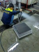 大型中央空調(diào)通風(fēng)管道的清洗-北京空調(diào)清洗電話(huà)